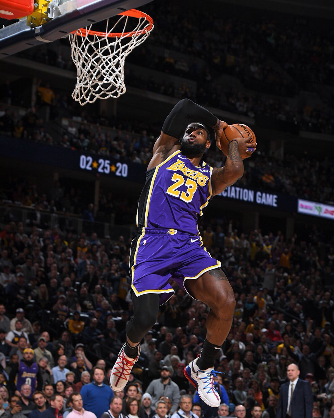 外圍球員如 外圍球員如